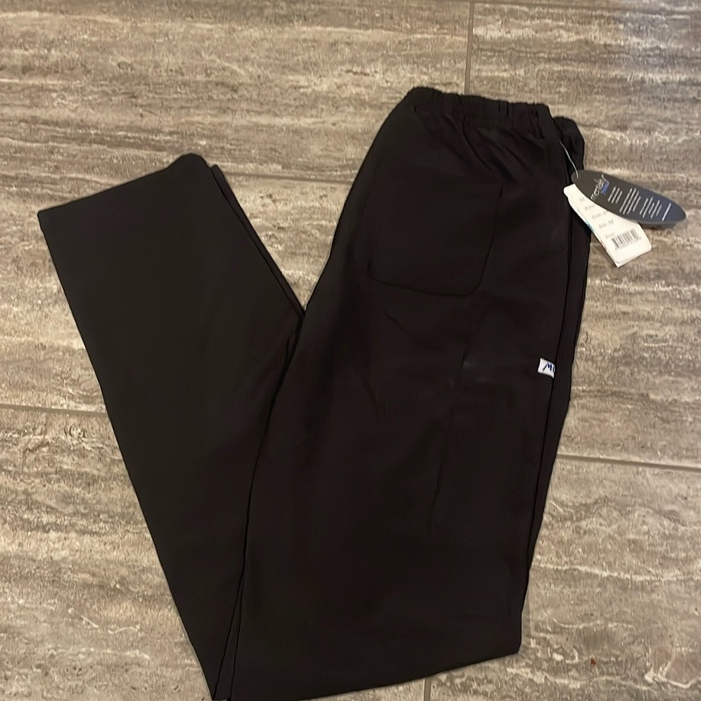 MOBB straight leg tall scrub pants